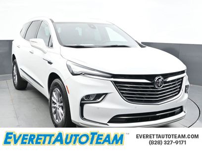 Used 2022 Buick Enclave Essence