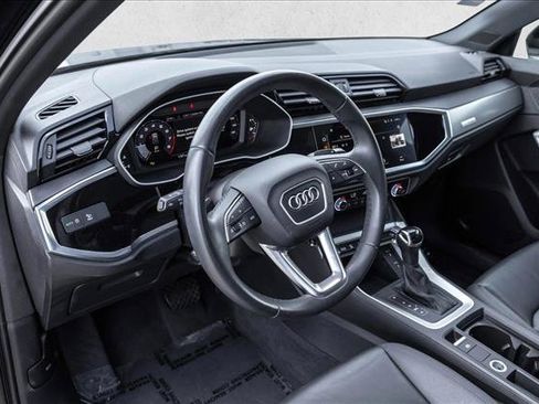 Used 2025 Audi Q3 2.0T Premium AWD/4WD image 10
