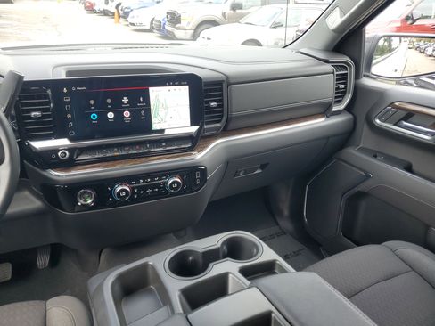 Used 2023 GMC Sierra 1500 Elevation image 18