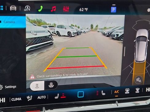 New 2026 Volkswagen Tiguan S FWD image 16