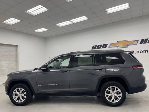 Used 2022 Jeep Grand Cherokee L Limited AWD/4WD image 8