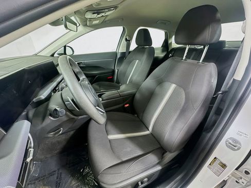 Used 2025 Hyundai Sonata SEL FWD image 15