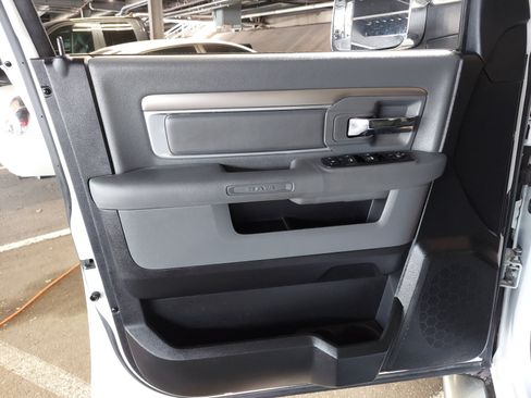 Used 2015 RAM 1500 Lone Star RWD image 26