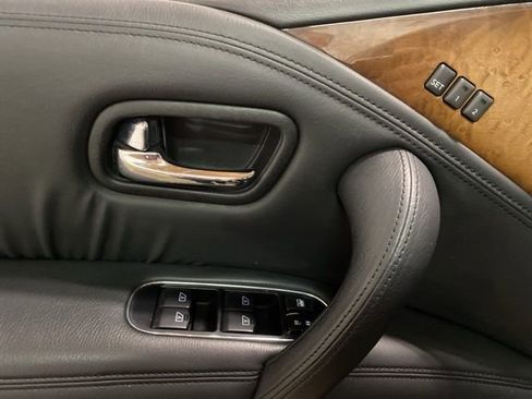 Used 2011 INFINITI QX56 2WD w/ Theater Pkg image 36