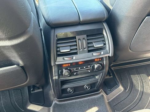 Used 2015 BMW X5 xDrive50i AWD/4WD image 14