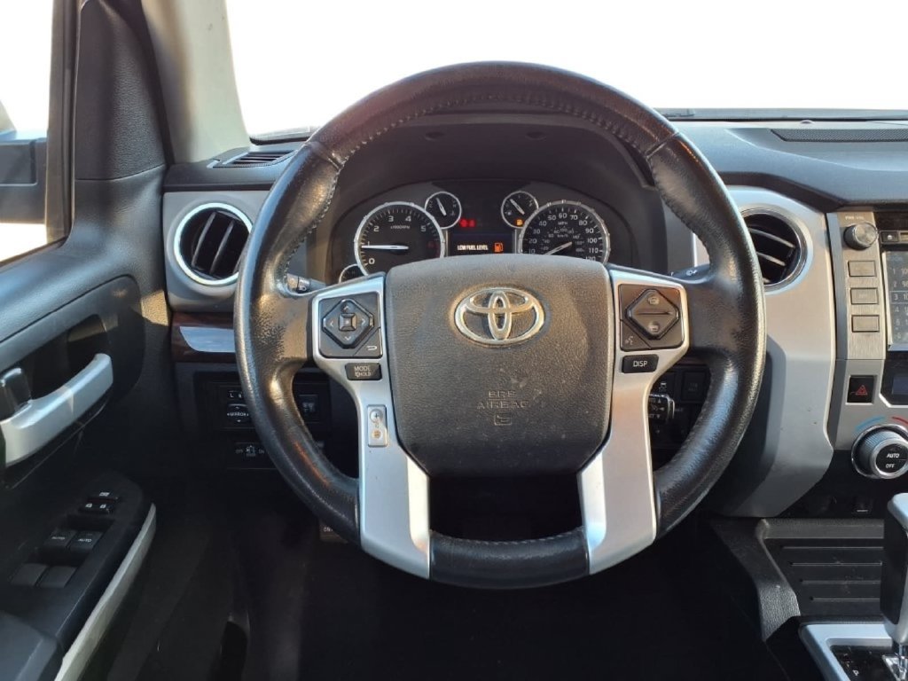 Used 2017 Toyota Tundra Limited w/ Limited Premium Package RWD image 18