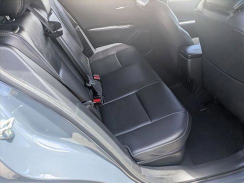 Used 2025 Toyota Prius XLE FWD image 17