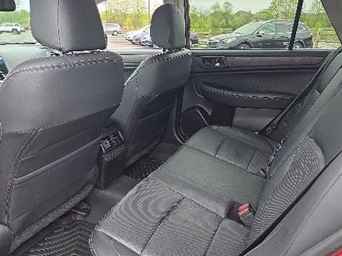 Used 2017 Subaru Outback 2.5i Limited w/ Popular Package #5 AWD/4WD image 7