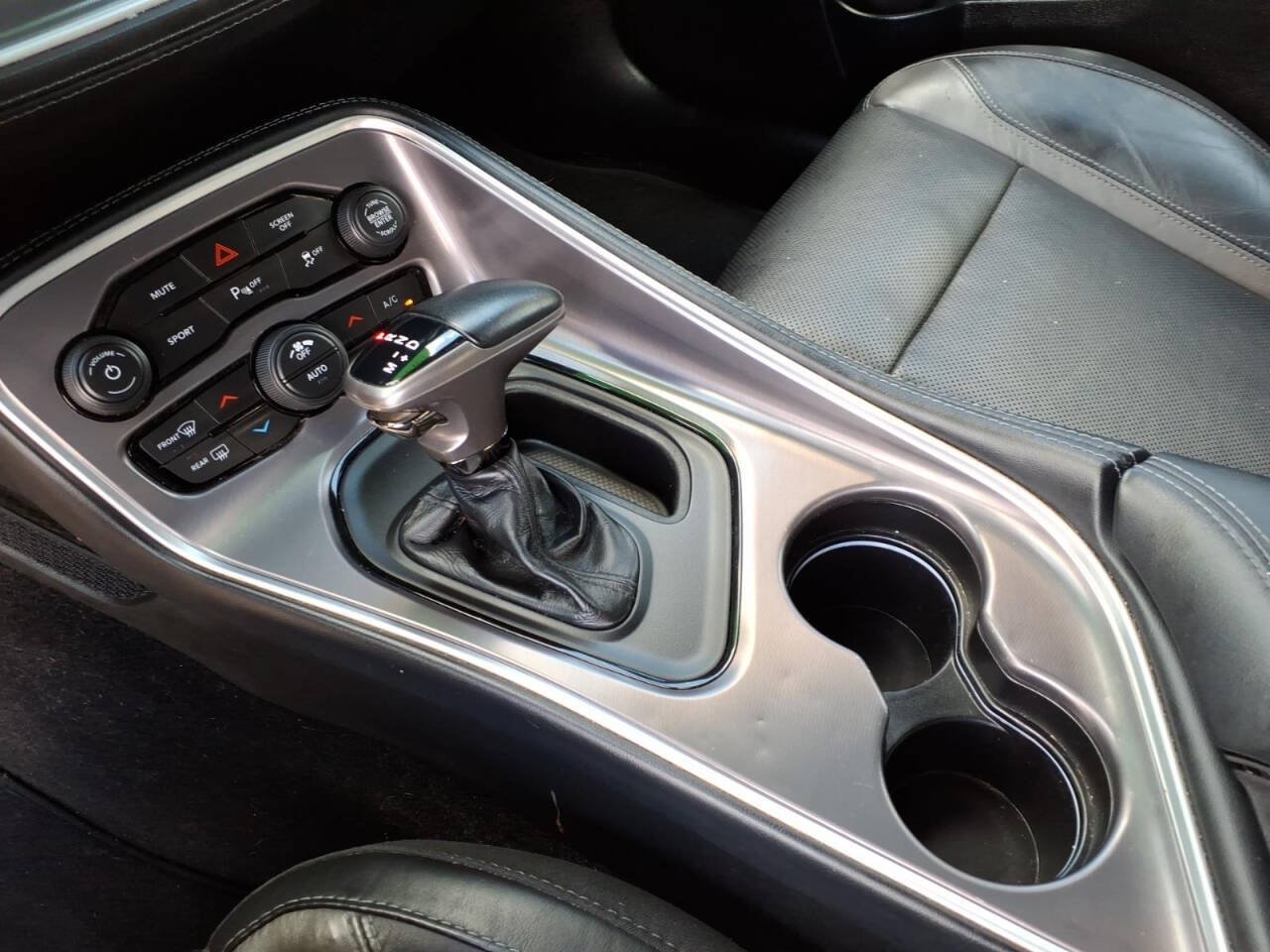 Used 2021 Dodge Challenger SXT w/ Plus Package RWD image 23