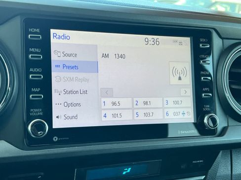 Used 2021 Toyota Tacoma TRD Off-Road w/ Technology Package image 18