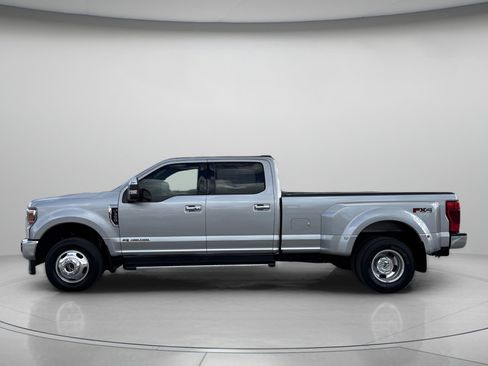 Used 2020 Ford F350 Lariat w/ Lariat Ultimate Package image 5