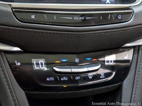 Used 2019 Cadillac XT5 Luxury FWD image 23