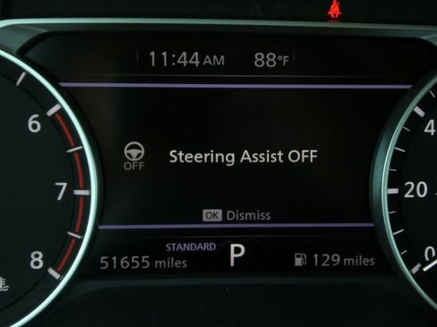 Used 2024 Nissan Rogue SV image 38