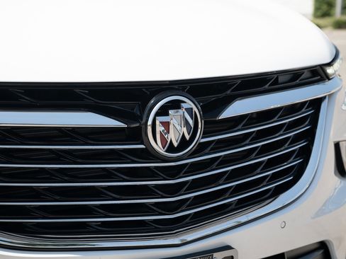 Used 2023 Buick Enclave Essence w/ LPO, Touring Package image 10