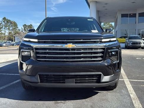 New 2026 Chevrolet Traverse LT w/ Driver Confidence Package image 2