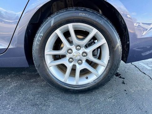 Used 2015 Chevrolet Malibu LT w/ Power Convenience Package image 24