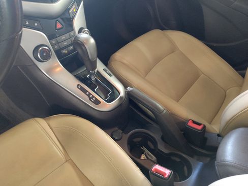 Used 2013 Chevrolet Cruze LTZ image 26