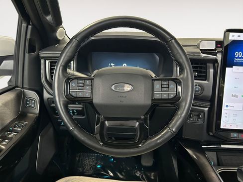Used 2023 Ford F150 Lightning Platinum AWD/4WD image 14