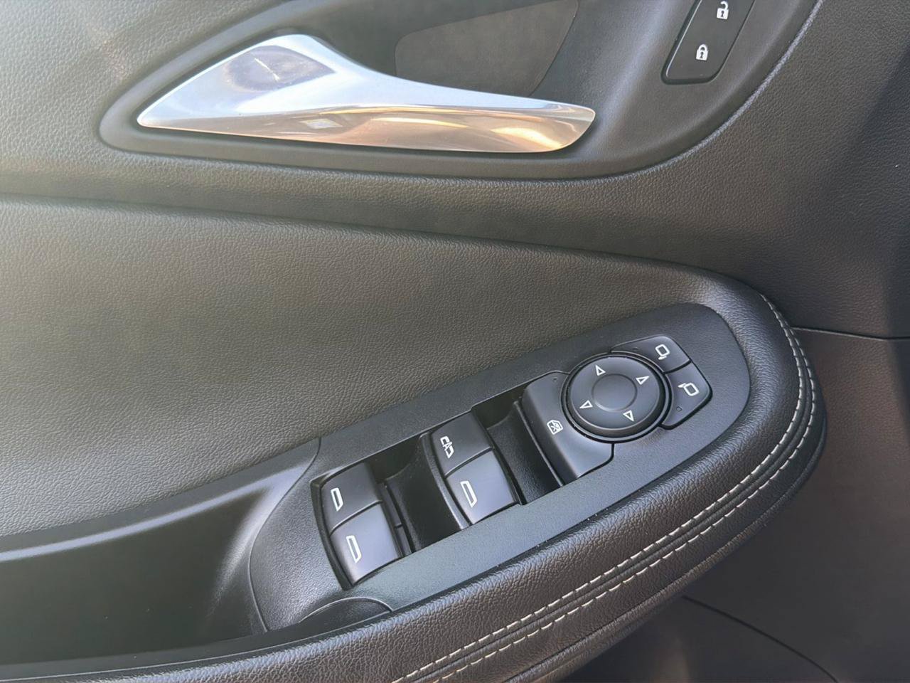 Used 2022 Buick Encore GX Select w/ Experience Buick Package FWD image 14
