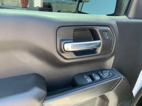 Used 2023 Chevrolet Silverado 1500 Custom Trail Boss w/ LPO, Dark Essentials Package AWD/4WD image 21