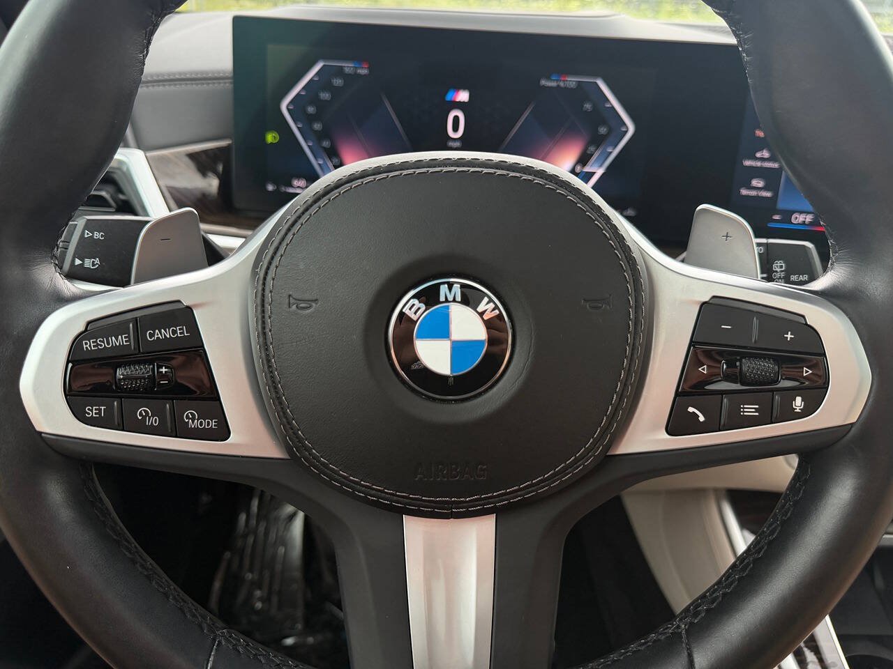 Used 2025 BMW X5 xDrive40i w/ M Sport Package AWD/4WD image 24