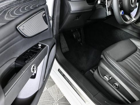 New 2025 Maserati Grecale GT image 12