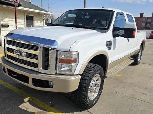Used 2008 Ford F250 Lariat image 1