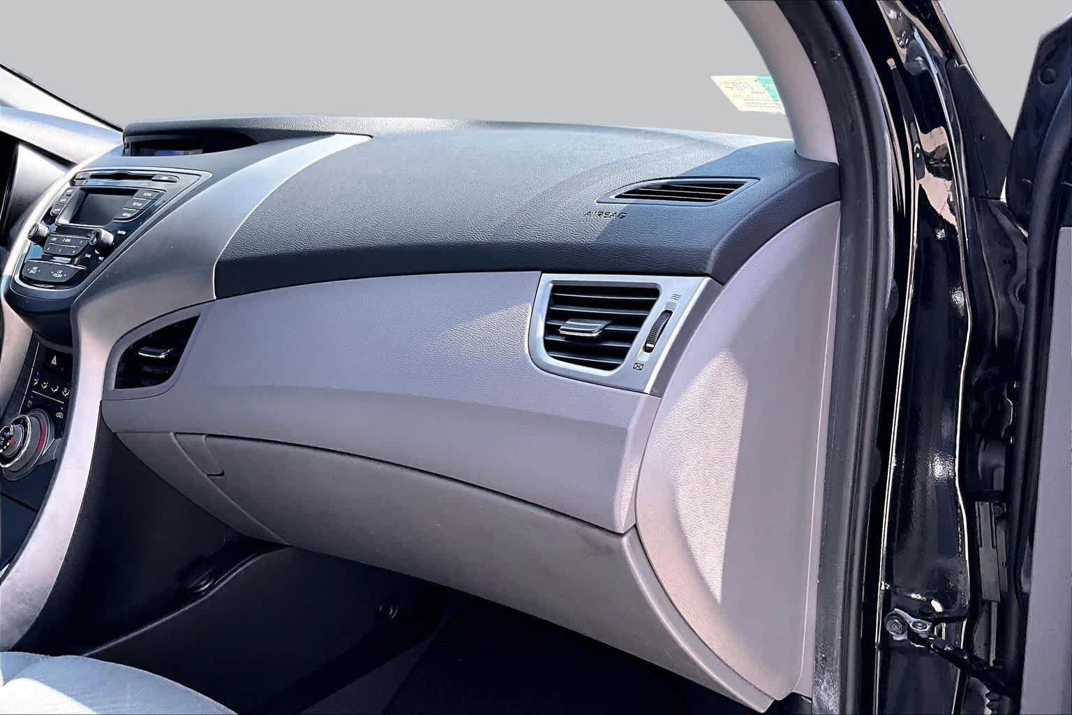 Used 2013 Hyundai Elantra GLS w/ Preferred Pkg FWD image 15