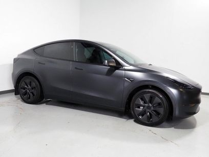 Used 2025 Tesla Model Y AWD