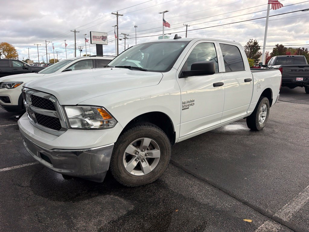 Used 2023 RAM 1500 Classic SLT w/ Electronics Group AWD/4WD image 2
