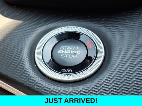 Used 2025 Jeep Grand Cherokee Laredo X w/ Luxury Tech Group I AWD/4WD image 25