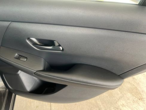 Certified 2025 Nissan Sentra S FWD image 15