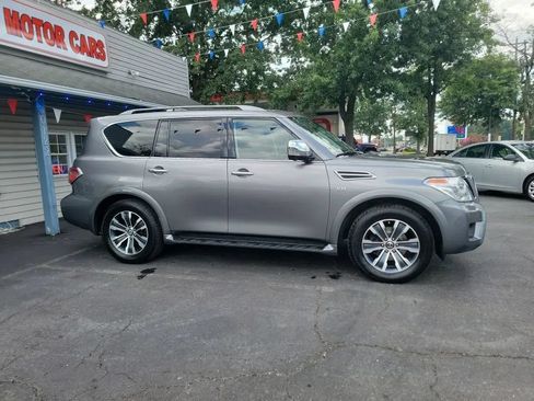 Used 2020 Nissan Armada SL w/ Premium Package AWD/4WD image 4