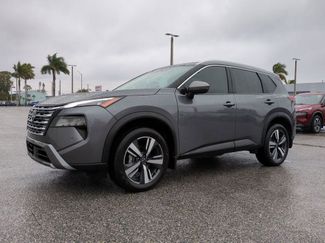 Certified 2025 Nissan Rogue SL video 2