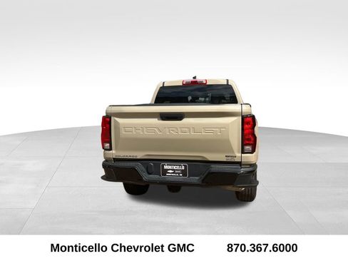Used 2023 Chevrolet Colorado W/T image 4