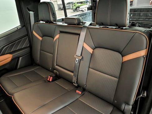 New 2026 GMC Canyon AT4 w/ Technology Plus Package image 9