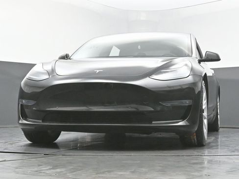 Used 2021 Tesla Model 3 Long Range image 51
