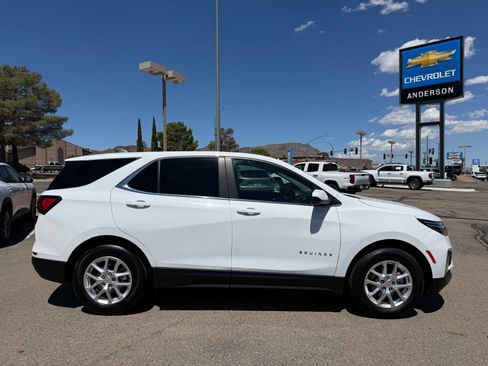 Certified 2024 Chevrolet Equinox LT AWD/4WD image 4
