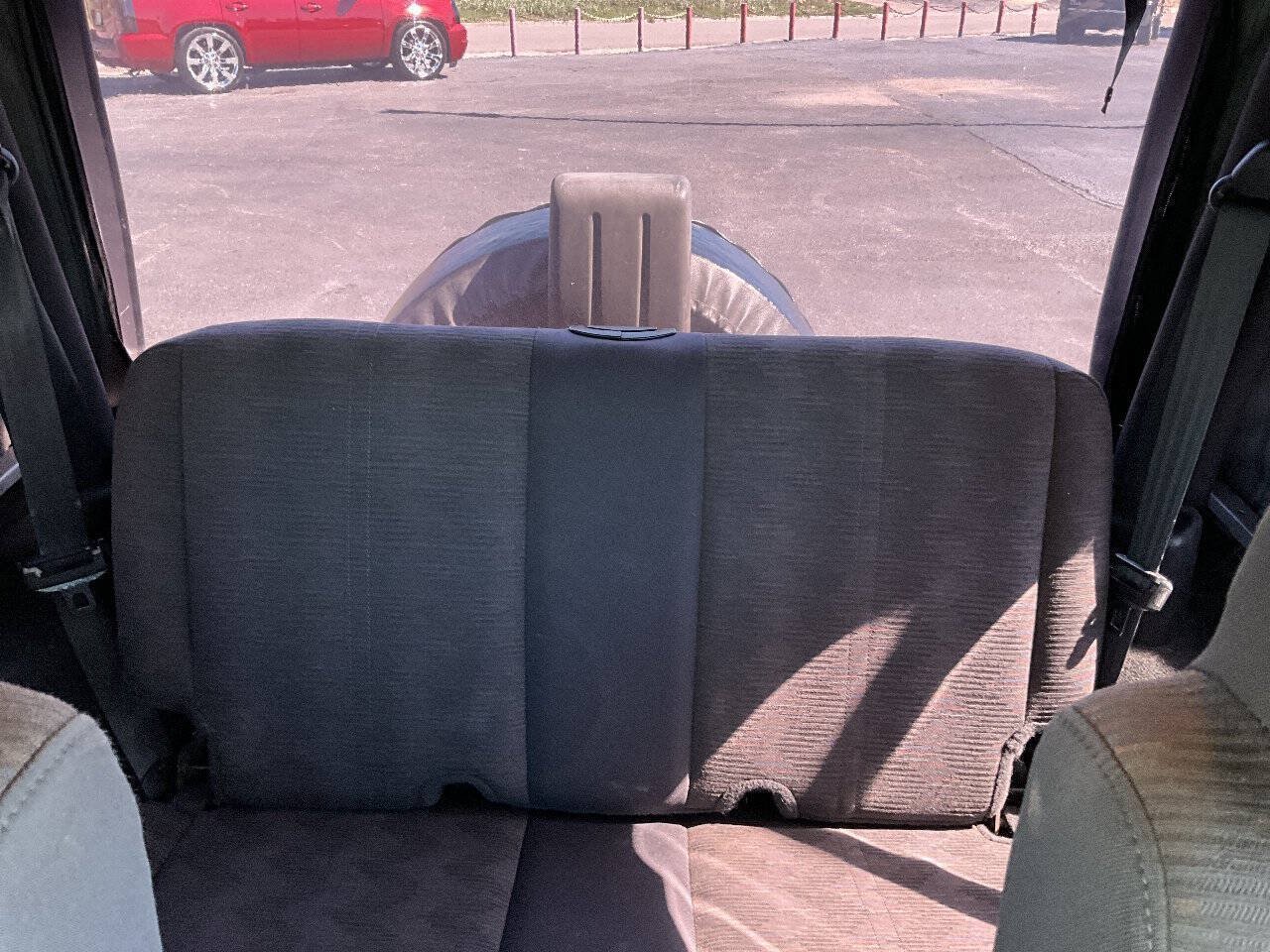Used 2003 Jeep Wrangler X AWD/4WD image 11