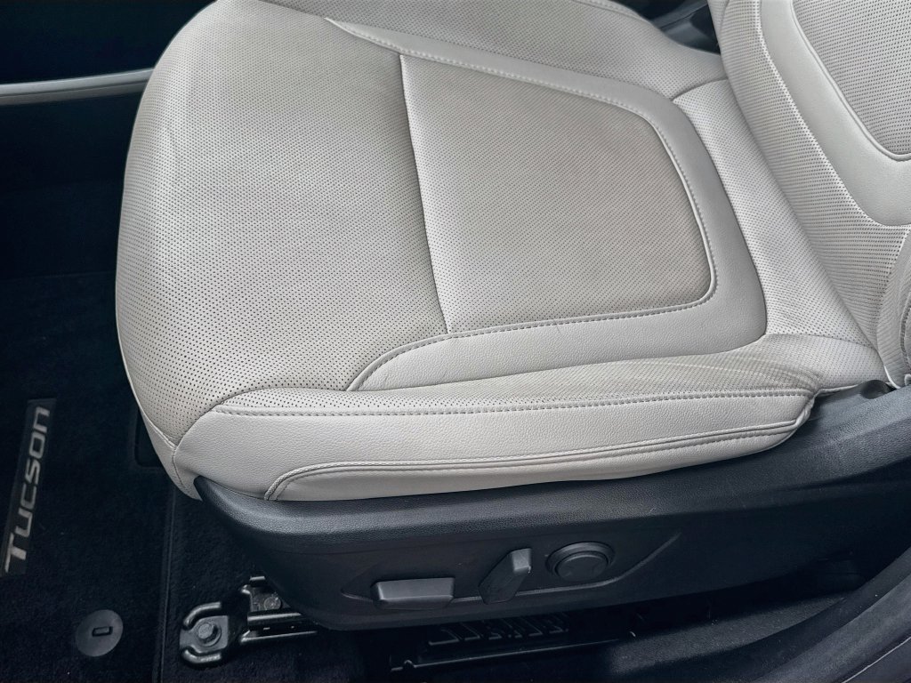 Used 2024 Hyundai Tucson Limited AWD/4WD image 21