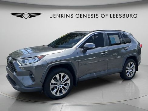 Used 2021 Toyota RAV4 XLE Premium FWD image 12