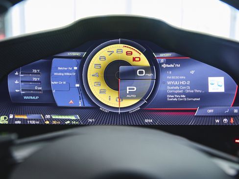 Used 2022 Ferrari SF90 Stradale image 16