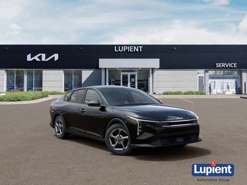 New 2026 Kia K4 FWD image 1