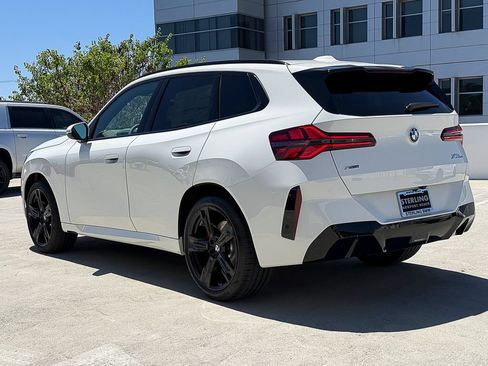 New 2026 BMW X3 xDrive30i w/ M Sport Package AWD/4WD image 4