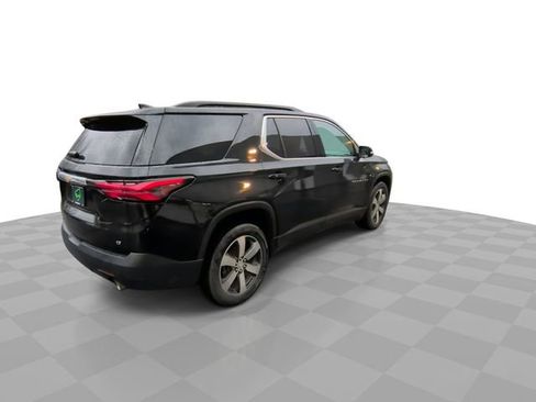Used 2022 Chevrolet Traverse LT w/ LT Premium Package image 8