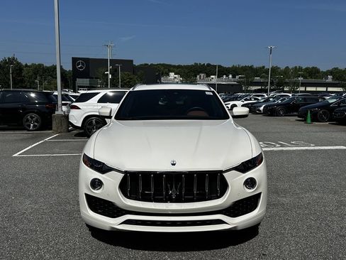 Used 2023 Maserati Levante GT AWD/4WD image 2