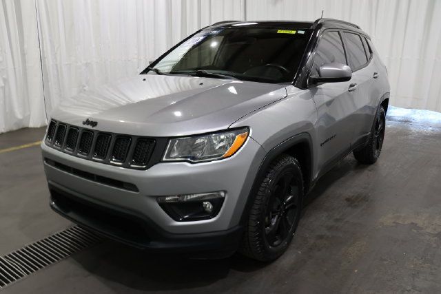 Used 2020 Jeep Compass Latitude FWD image 24
