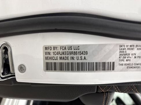 Used 2024 Jeep Grand Cherokee L Summit w/ Advanced Protech Group IV image 42