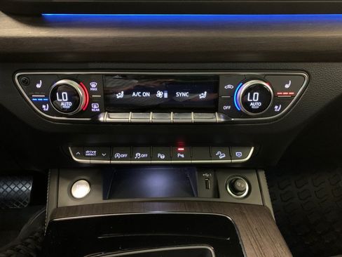 Used 2023 Audi Q5 2.0T Prestige AWD/4WD image 45
