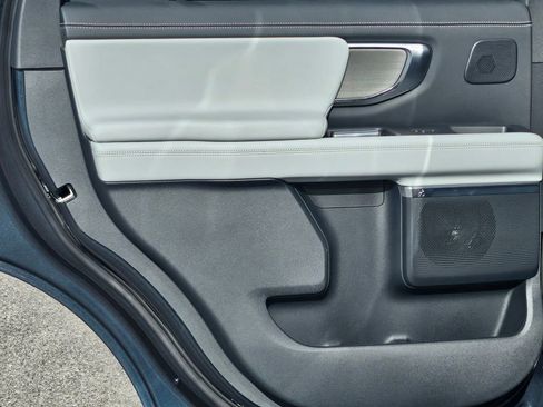 New 2026 Ford Expedition Platinum w/ Driver's Package AWD/4WD image 39